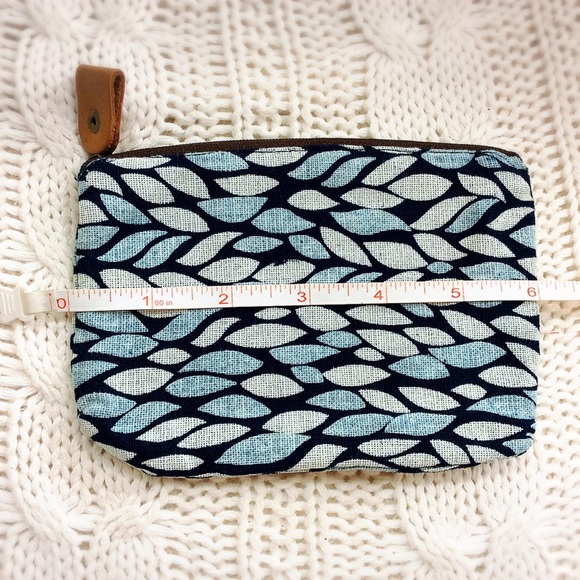 Asian Pattern Coin Bag - Picture 7 of 8